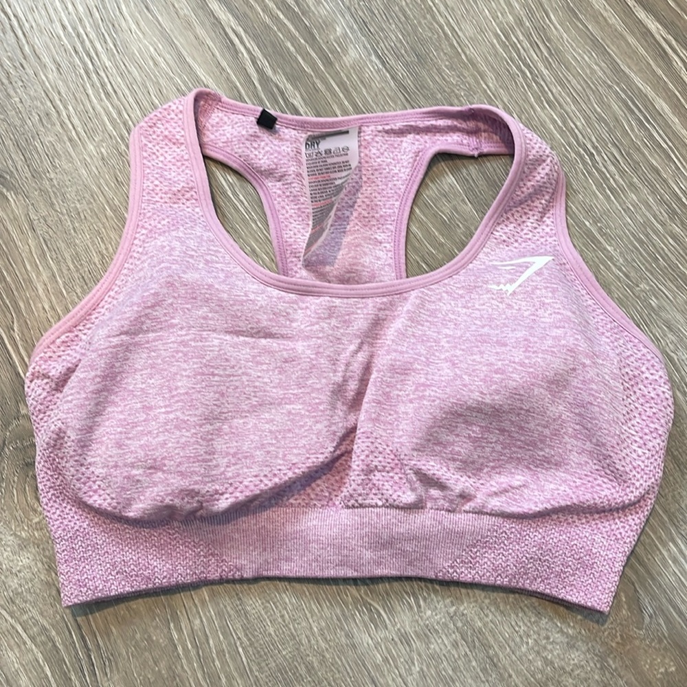 Never worn Gymshark Vital seamless sports bra with padding